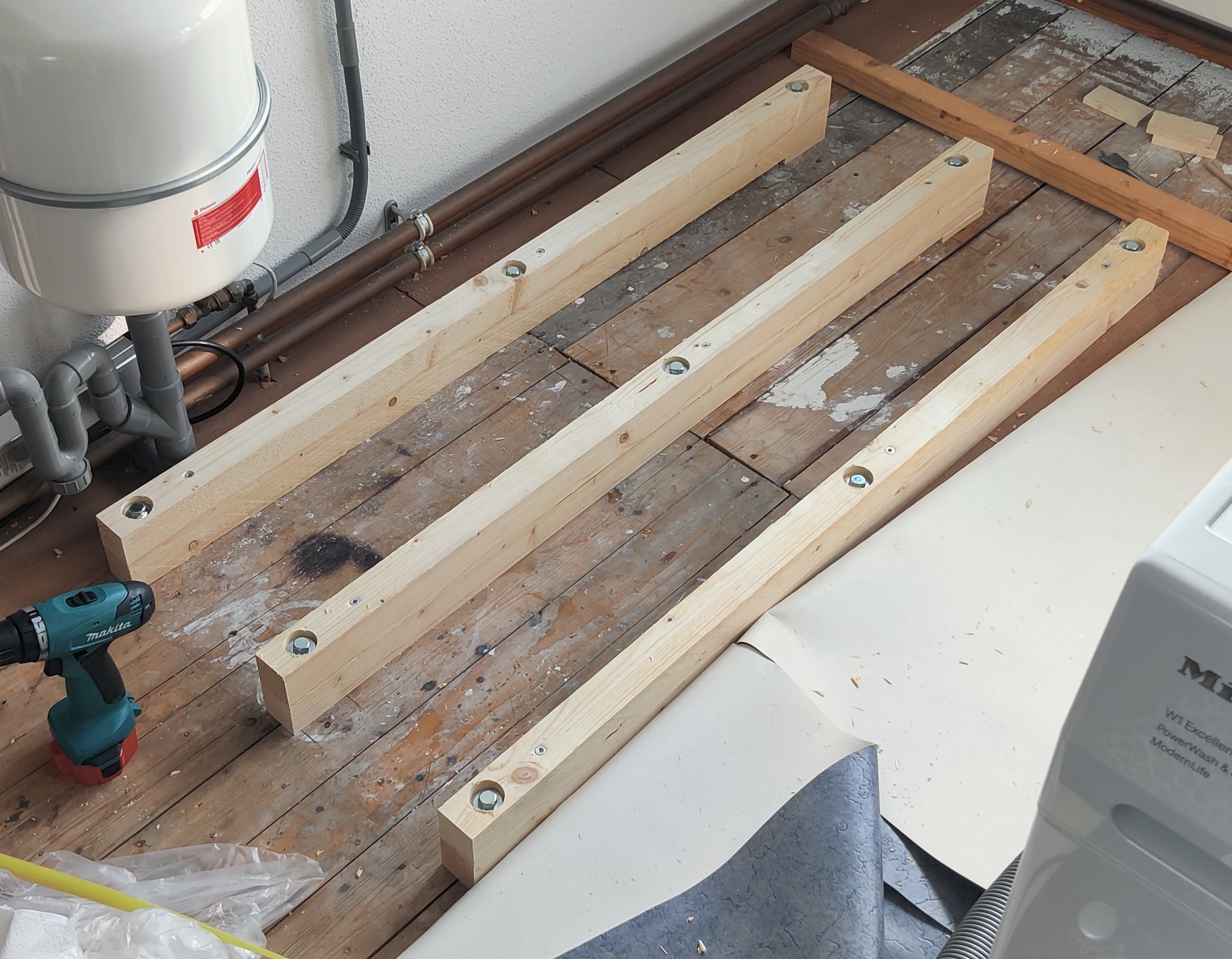 10x50x120cm Beams installed